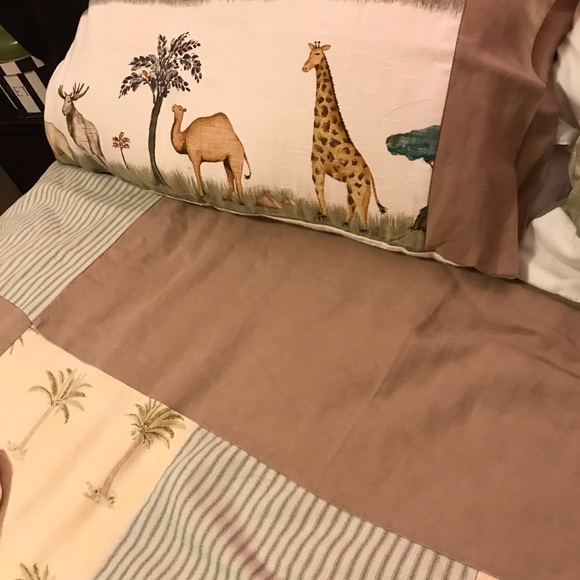 Hand Crafted Other - Duvet & Pillow Shams Jungle